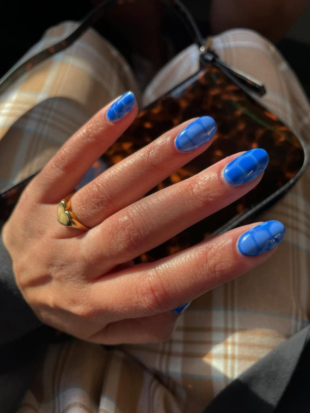 Blue crocprint nails
